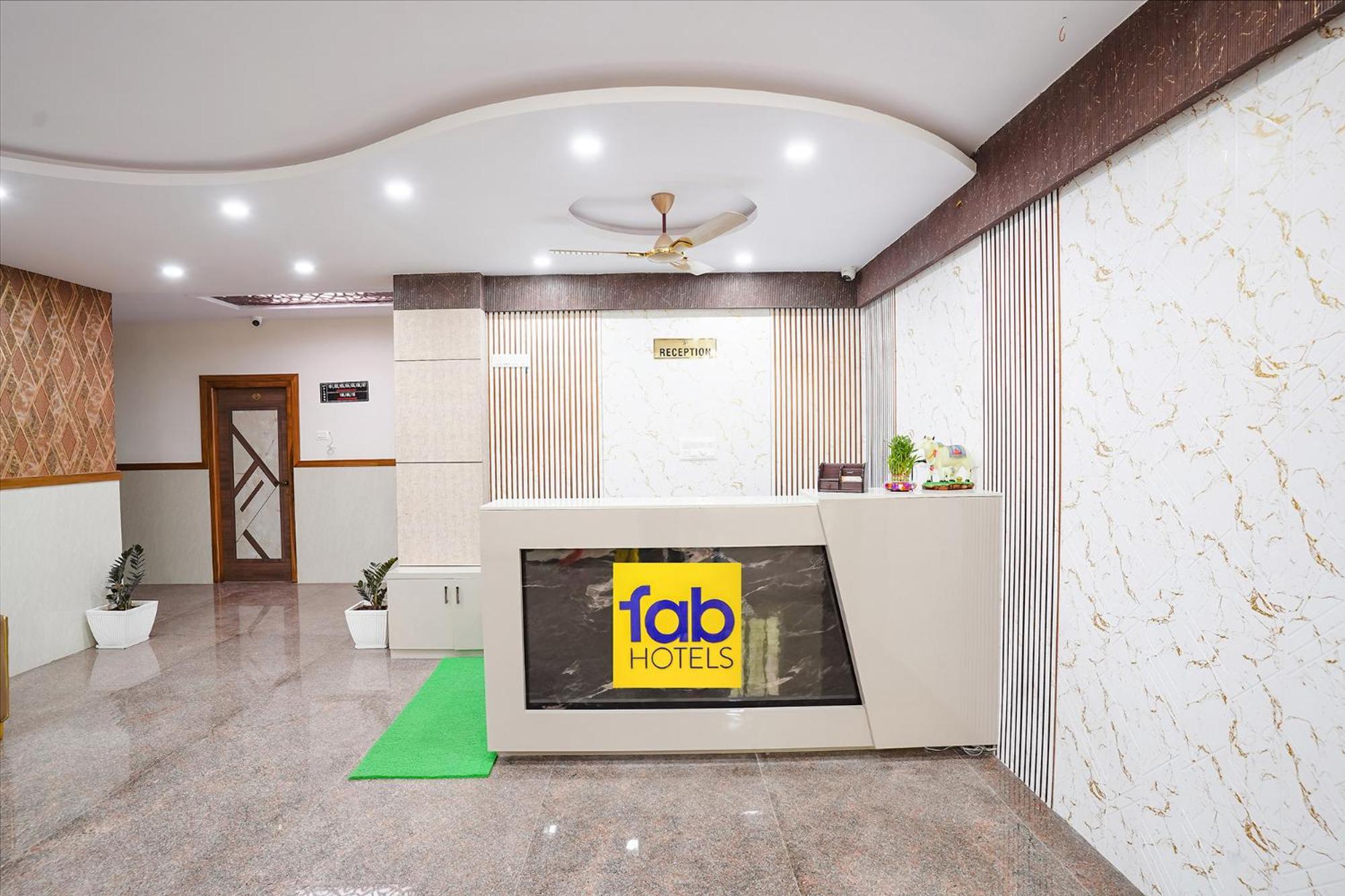 Fabhotel Platinum Palace - Nr Magadi Main Road Bangalore Extérieur photo